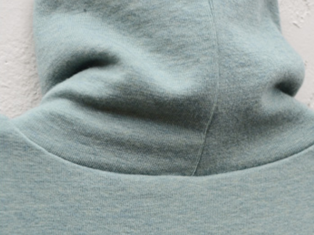 long sleeved tee detail image-S1L45