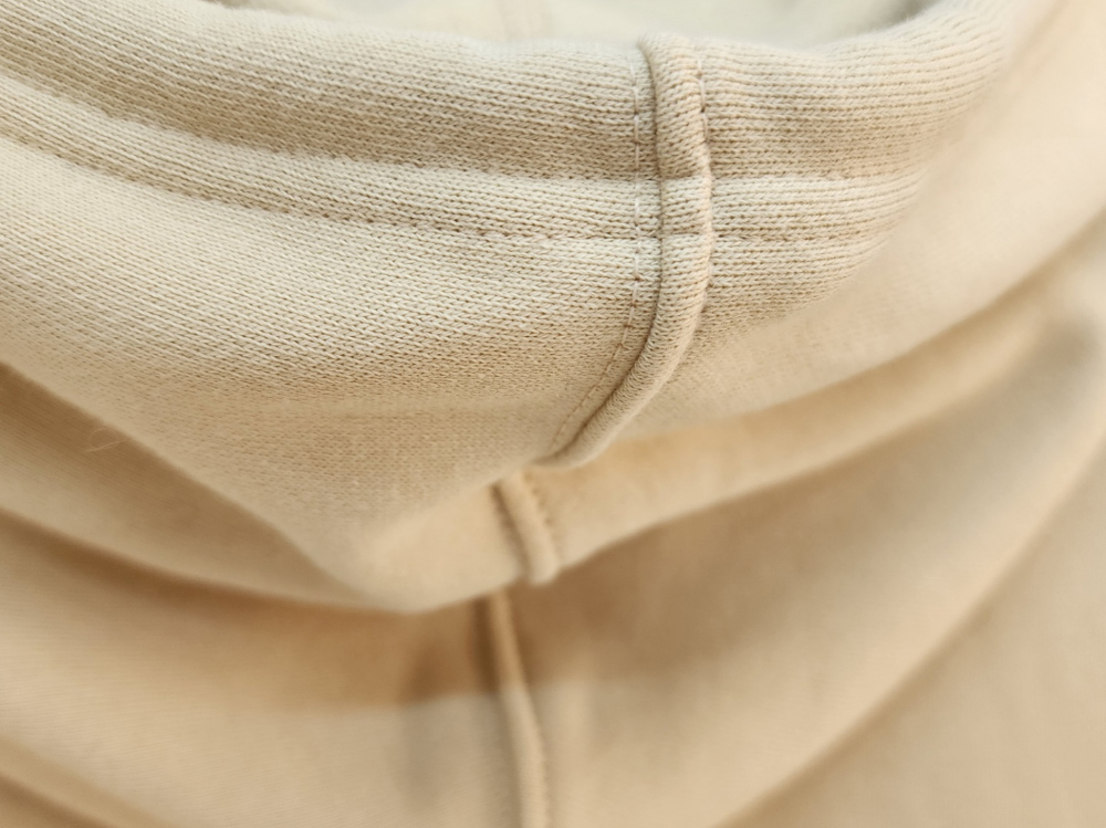 long sleeved tee detail image-S1L46