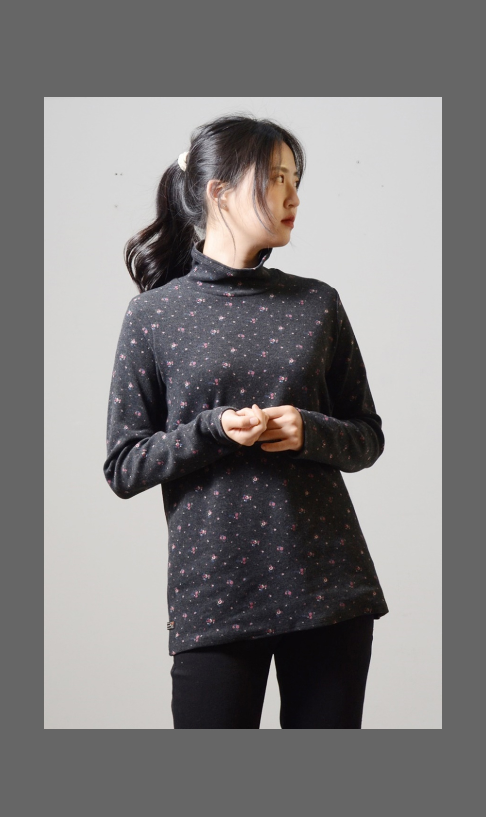 blouse model image-S4L6