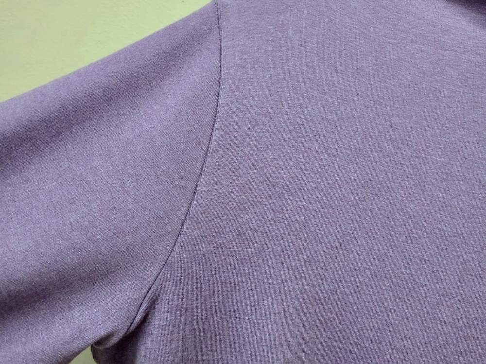 long sleeved tee detail image-S1L75