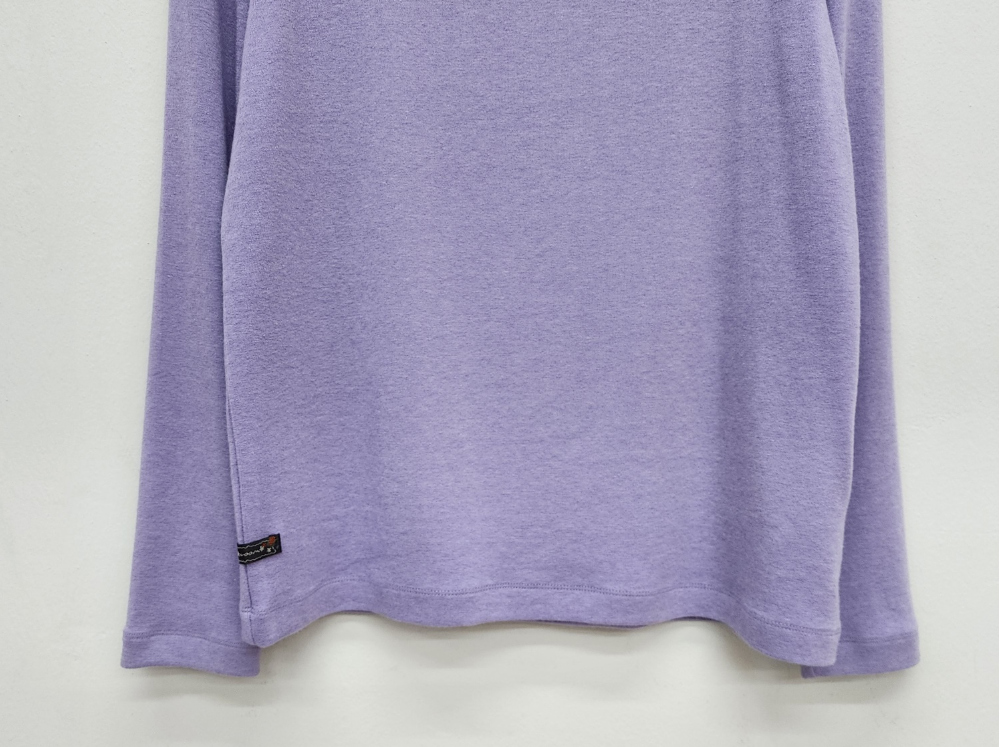 long sleeved tee detail image-S7L3