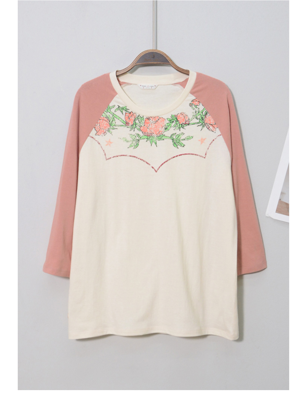 short sleeved tee cream color image-S1L39