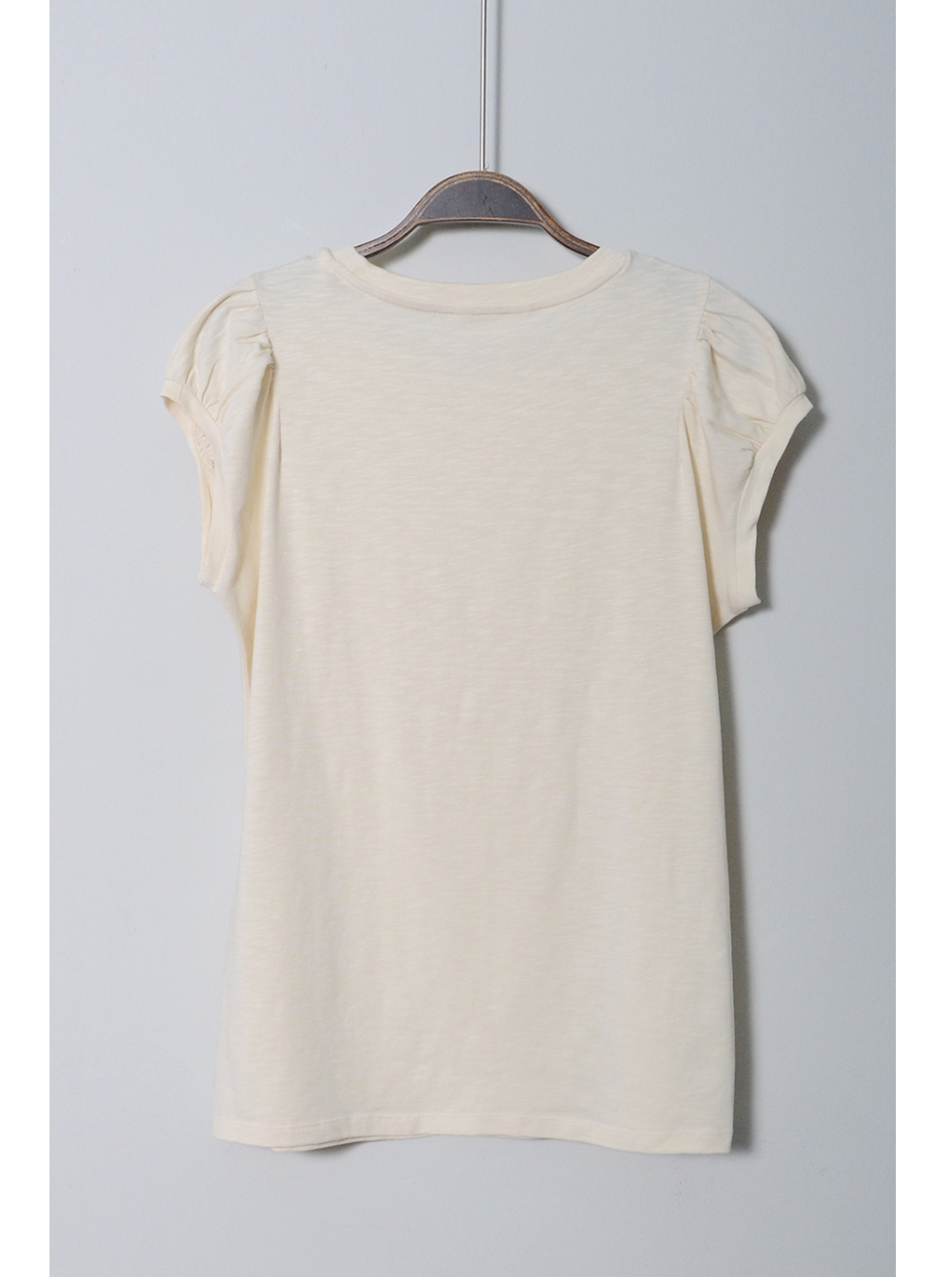 short sleeved tee cream color image-S1L41