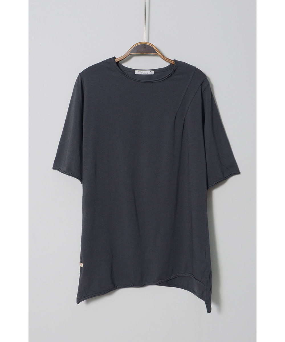 short sleeved tee charcoal color image-S2L26