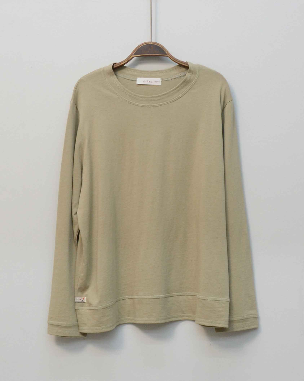 long sleeved tee cream color image-S4L25