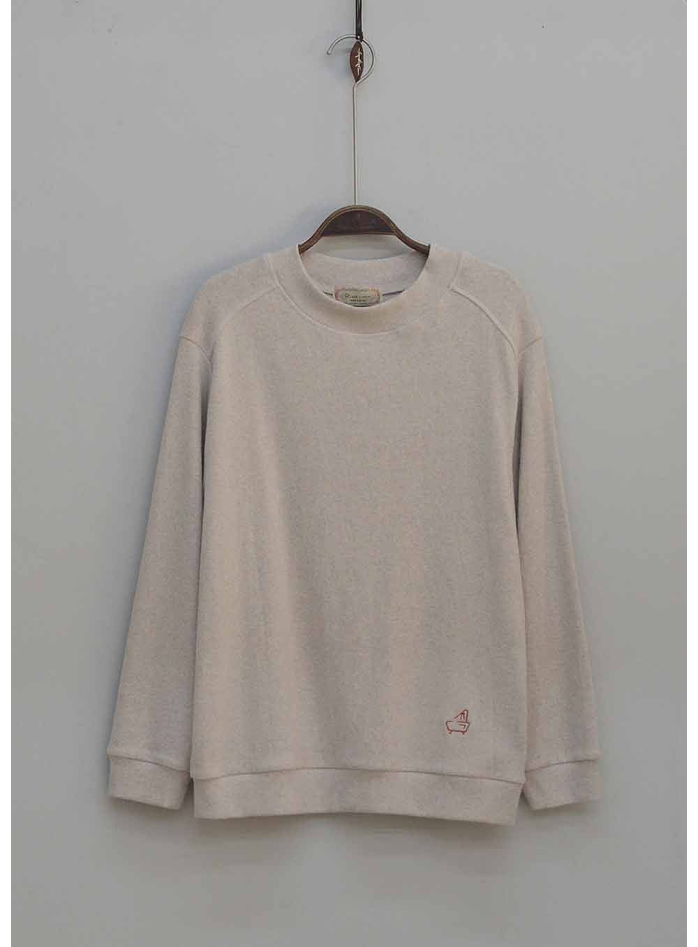long sleeved tee cream color image-S1L55