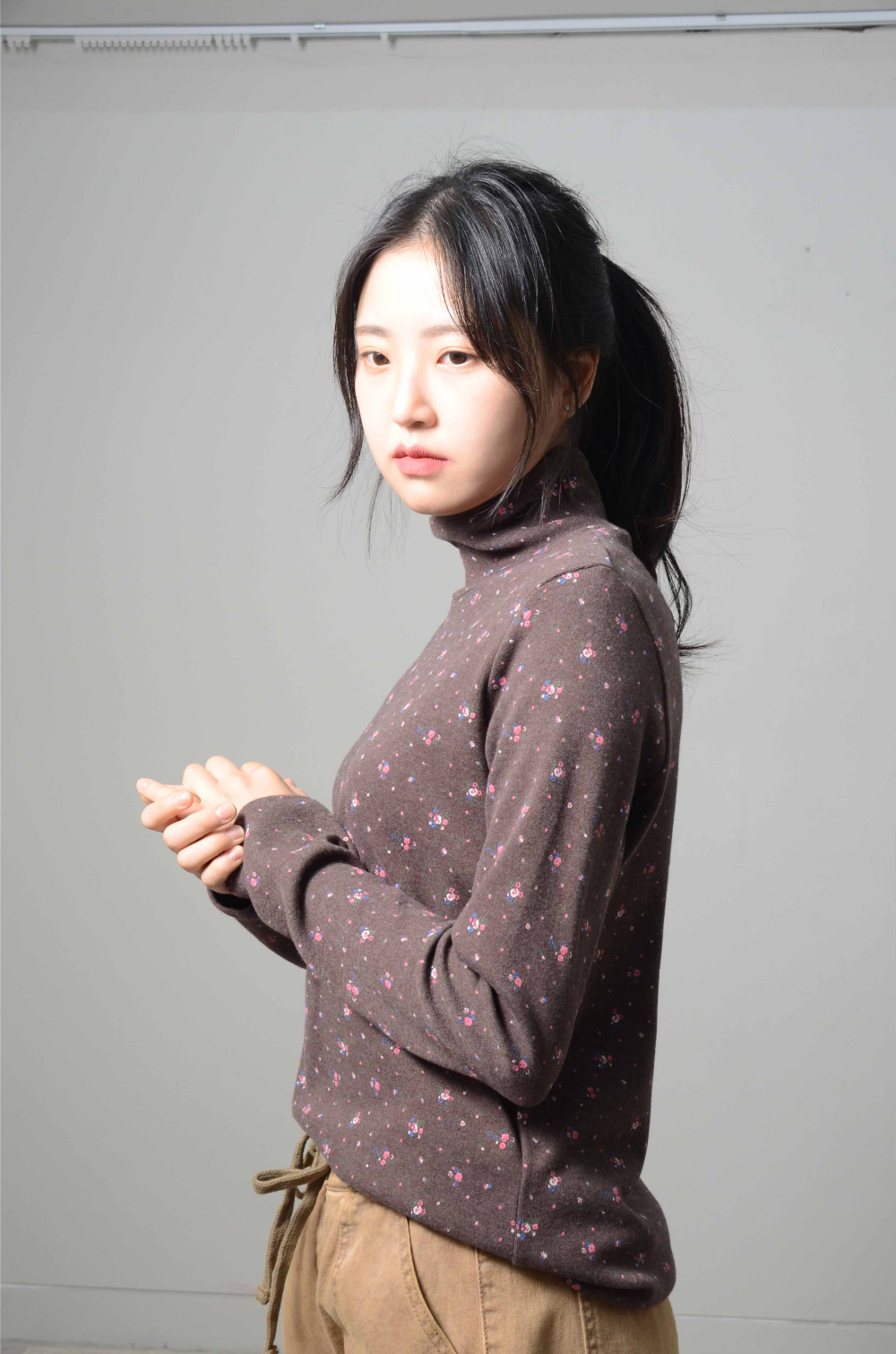 blouse model image-S10L6